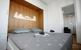 White Lux Apartment